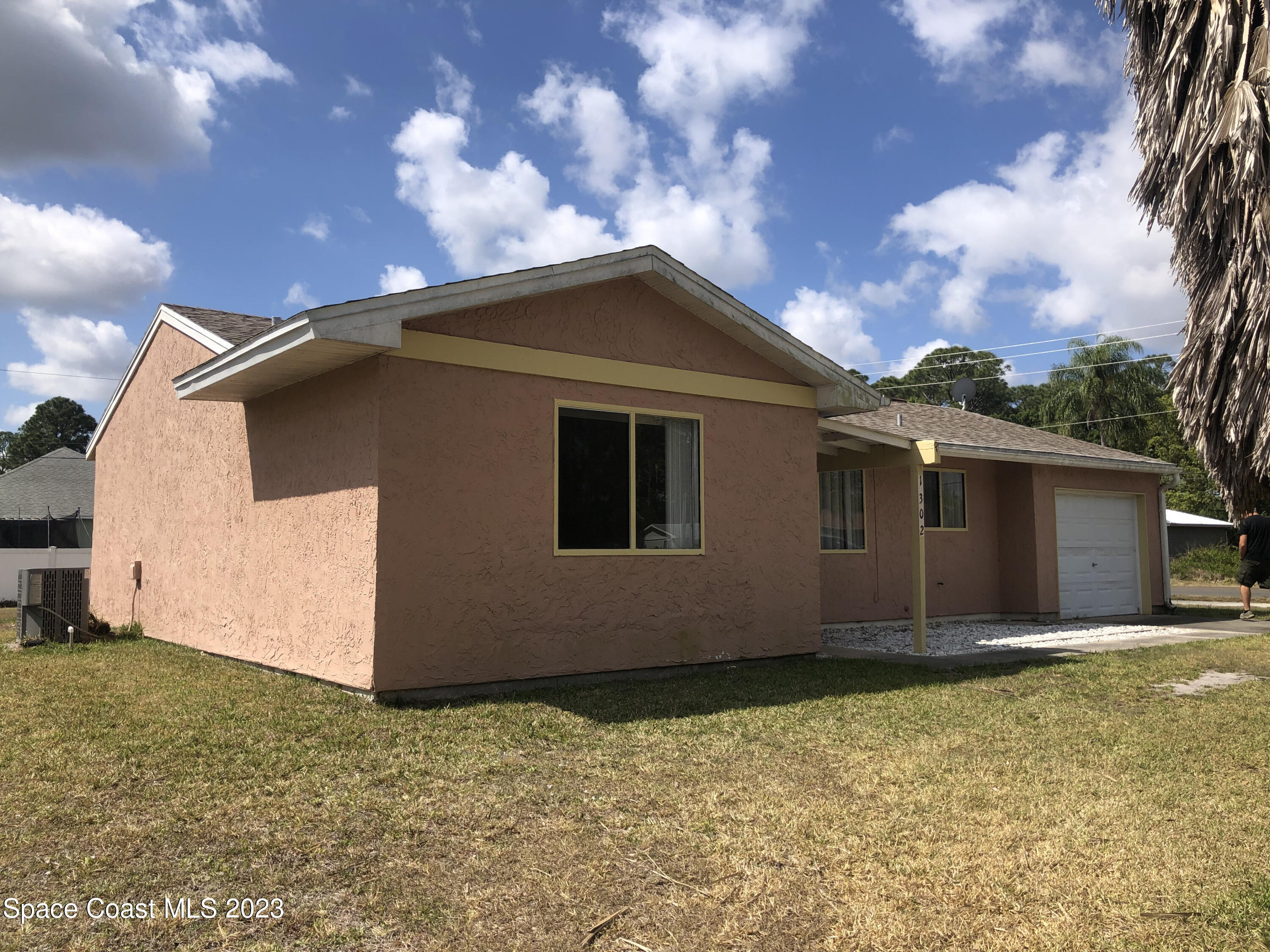 Alcazar St, Palm Bay, FL 32909
