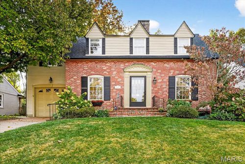 646 Hollywood Pl, Webster Groves, MO, 63119-3521 | Card Image