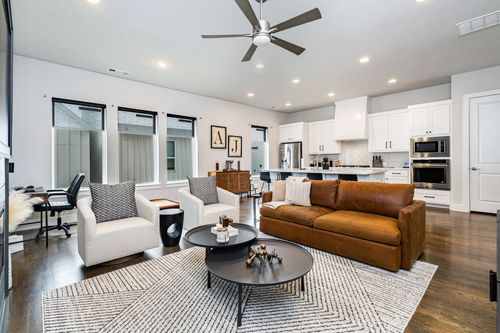 1120 Lavender Rdg, Dallas, TX, 75204-6123 | Card Image