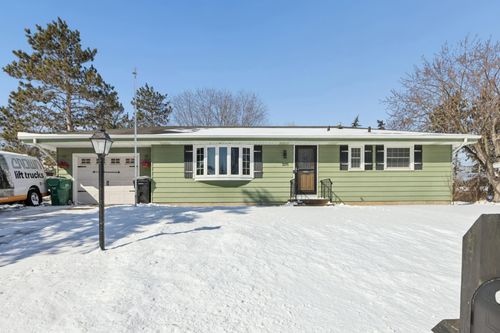 3215 Sprague Ave, Anoka, MN, 55303-1423 | Card Image