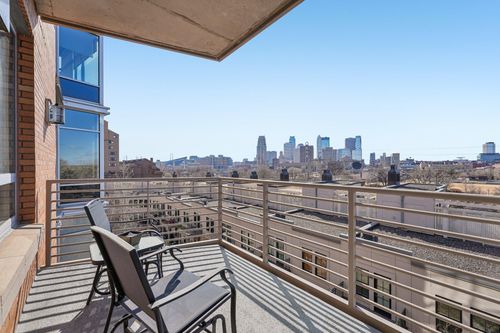 unit-b409-150 2nd St Ne, Minneapolis, MN, 55413-2296 | Card Image