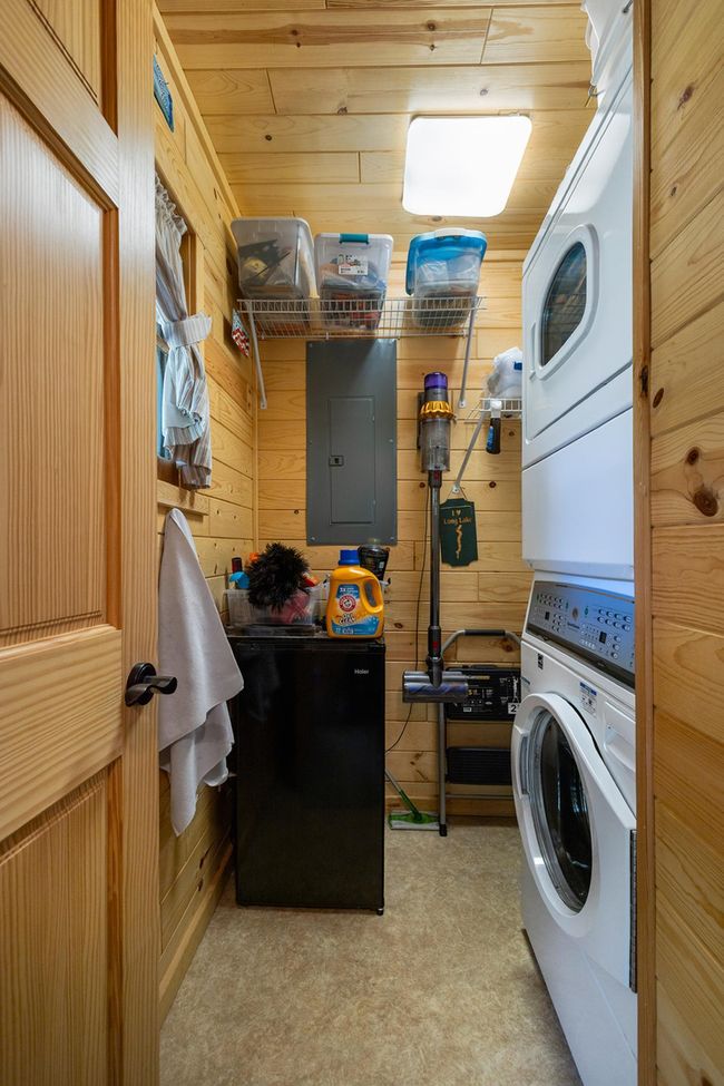 Laundry | Image 21