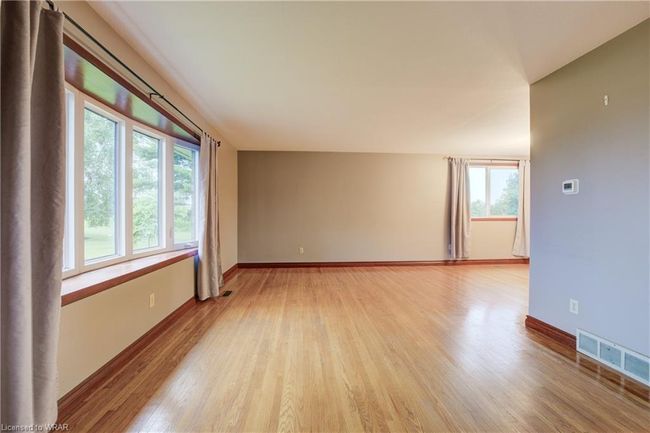 1838 Trussler Rd, House other with 3 bedrooms, 2 bathrooms and 11 parking in Kitchener ON | Image 10