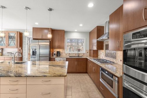 13 Deddington Dr, Bella Vista, AR, 72714-3819 | Card Image