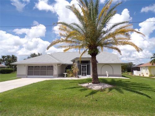 555 Corrientes Cir, PUNTA GORDA, FL, 33983-5633 | Card Image