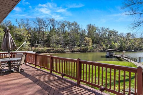 18 Emery Rd, ROCKY MOUNT, MO, 65072-3201 | Card Image