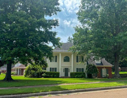 335 Grand Steeple Dr, Collierville, TN, 38017-7167 | Card Image