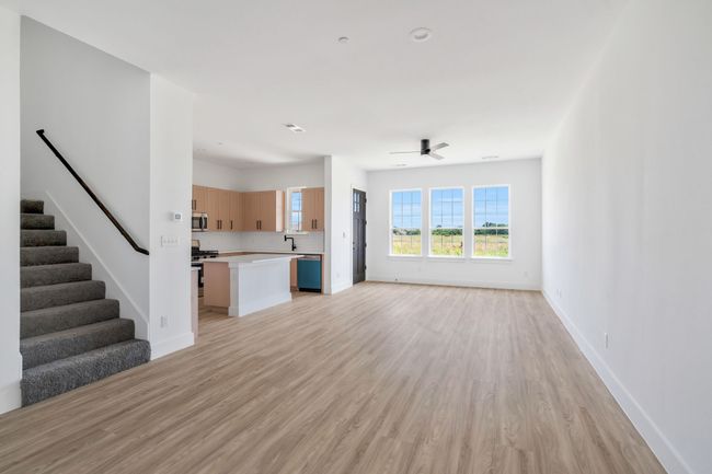 3449 Sanjeev Dr, Townhouse with 4 bedrooms, 4 bathrooms and null parking in Irving TX | Image 6