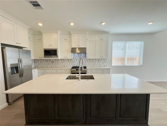 27107 Coneflower Daisy Way, House other with 4 bedrooms, 3 bathrooms and 2 parking in Hockley TX | Image 6