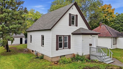 3813 3rd Ave W, Hibbing, MN, 55746-2809 | Card Image