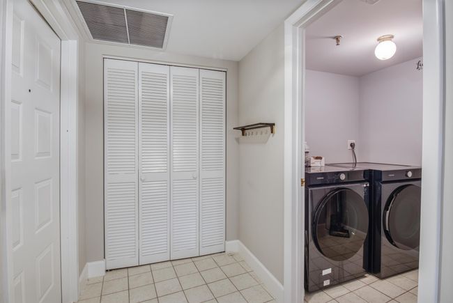 APT-523 - 1300 S Highway A1a, Condo with 2 bedrooms, 2 bathrooms and null parking in Jupiter FL | Image 18