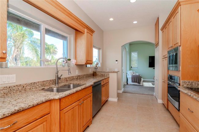 320 Georgia Ave, House other with 3 bedrooms, 3 bathrooms and null parking in CRYSTAL BEACH FL | Image 9