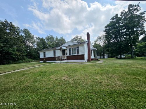 825 Cambria St, Cresson, PA, 16630-1712 | Card Image