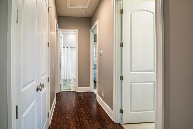 Copy of 32 Hallway | Image 32
