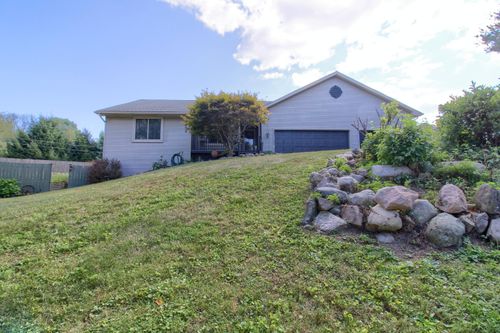 4952 Elmers Turn St, Pinckney, MI, 48169 | Card Image