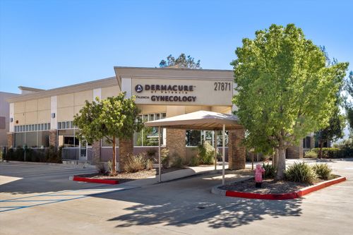 27871 Smyth Dr, Valencia, CA, 91355-6061 | Card Image