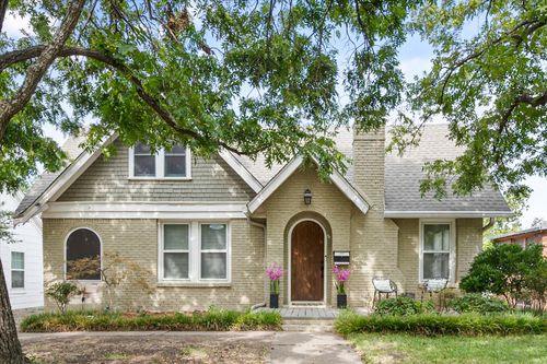 2620 S Adams Street, Fort Worth, TX, 76110 | Card Image