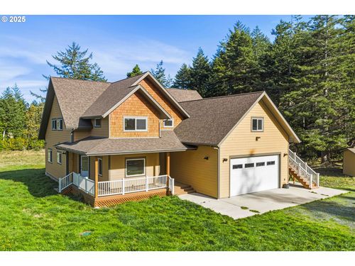 55942 Lost Valley Rd, Bandon, OR, 97411-7438 | Card Image