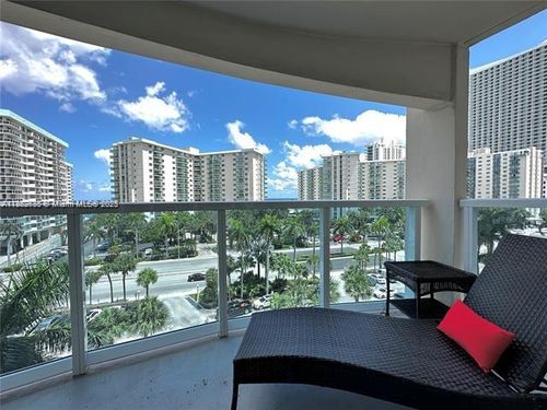 apt-618-3800 S Ocean Dr, Hollywood, FL, 33019-2918 | Card Image