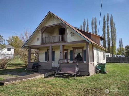 205 E 2nd St, Spangle, WA, 99031 | Card Image