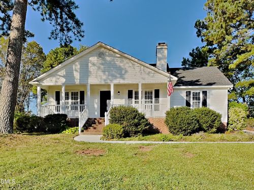 1004 Spruce Dr, Zebulon, NC, 27597-6711 | Card Image