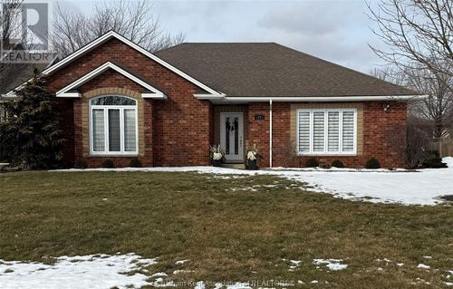 77 Sleepy Meadow Dr, Blenheim, ON, N0P1A0 | Card Image