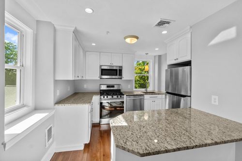 3-55 Sunnyside St, Boston, MA, 02136-1650 | Card Image