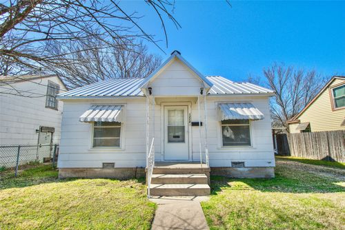 1224 Ashleman St, Bellmead, TX, 76705-2559 | Card Image