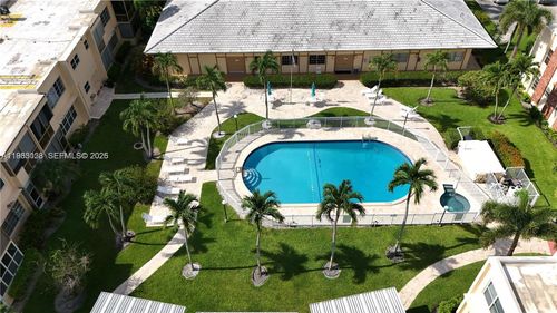 414-851 Ne 14th Ave, Hallandale Beach, FL, 33009-2753 | Card Image