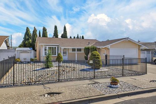 1880 Dove Way, Hayward, CA, 94545-4934 | Card Image