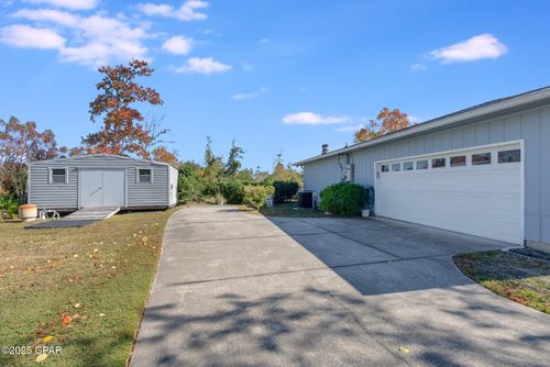 917 Plantation Dr, Panama City, FL, 32404-8632 | Card Image