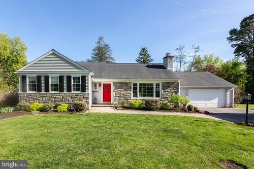 117 Hillside Rd, WAYNE, PA, 19087-2633 | Card Image
