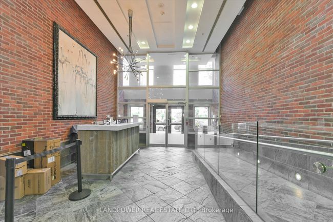 1105 - 11 St Joseph St, Condo with 1 bedrooms, 1 bathrooms and null parking in Toronto ON | Image 17