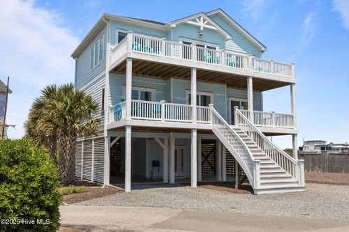 132 N Permuda Wynd Dr, N Topsail Beach, NC, 28460-8145 | Card Image