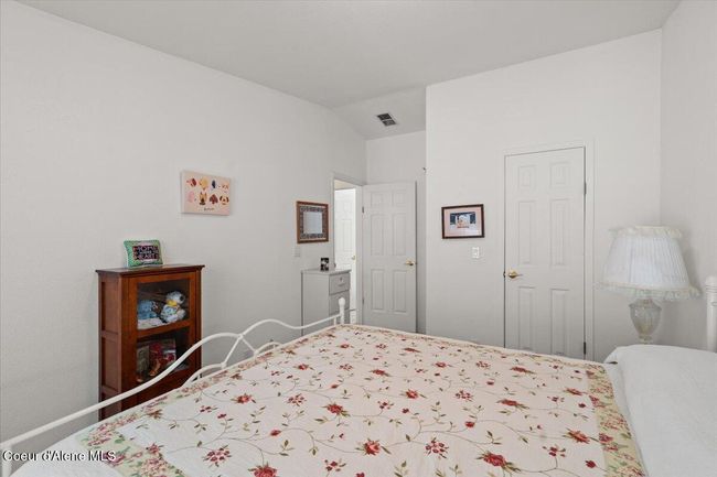 568 W Myriah Loop, House other with 3 bedrooms, 2 bathrooms and null parking in Coeur D Alene ID | Image 25