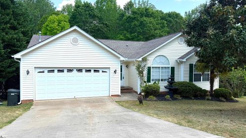 711 Timberwood Rdg, Greer, SC, 29651-5572 | Card Image