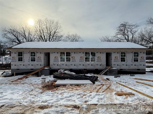 432 & 436 N Caldwell Avenue, Newton, NC, 28658 | Card Image