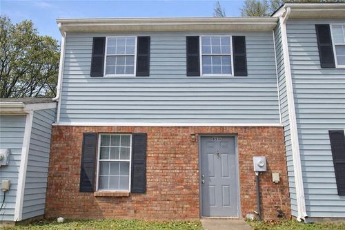 8513 Westchester Dr, Douglasville, GA, 30134-2281 | Card Image