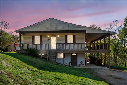 573 Shaffer Rd, Hookstown, PA, 15050-1215 | Card Image