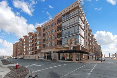 324-20 Ave At Port Imperial, West New York, NJ, 07093-8420 | Card Image