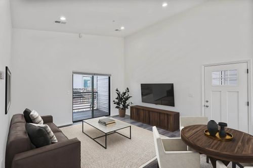 920 Shoofly St, Santa Fe, NM, 87505-1213 | Card Image