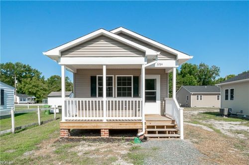 3284 Westmore Pl, Exmore, VA, 23350-2828 | Card Image