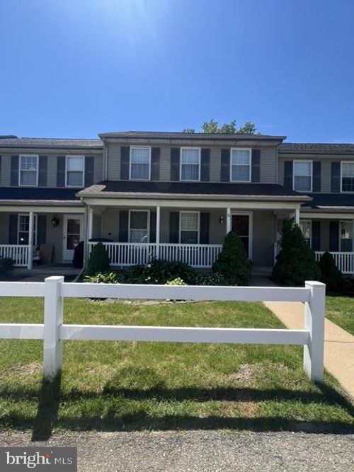 16 Cold Stream Dr, LANCASTER, PA, 17603-6458 | Card Image