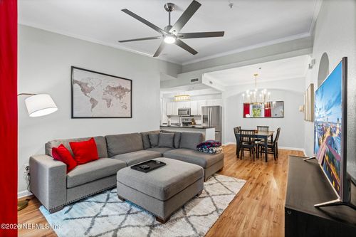 1404-10075 Gate Pkwy N, Jacksonville, FL, 32246-4418 | Card Image