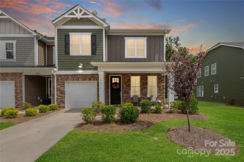 7054 Heron Rookery Way, Charlotte, NC, 28214-2657 | Card Image