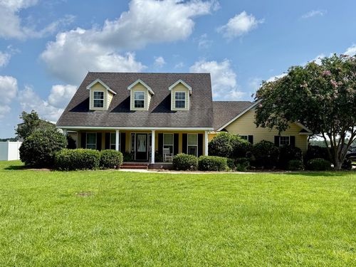 631 Patterson St, Sparks, GA, 31647-7325 | Card Image