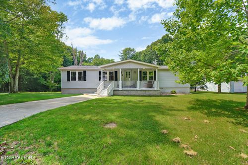 20 Robin Hood Ln, Crossville, TN, 38558-6330 | Card Image