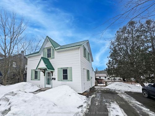 97 William St, Parry Sound, ON, P2A1V5 | Card Image