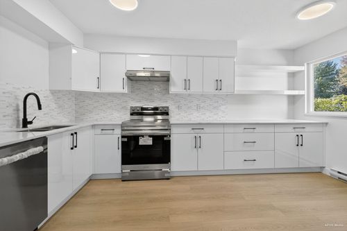 35-6100 Tiffany Blvd, Richmond, BC, V7C5A8 | Card Image
