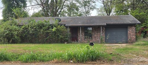 1102 E Fairview Avenue, Nowata, OK, 74048 | Card Image